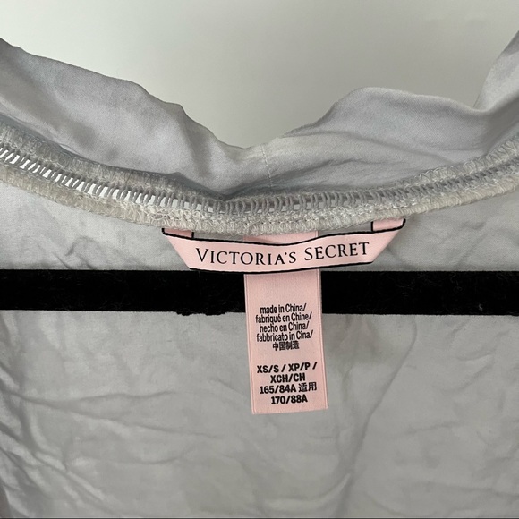 Victoria’s Secret Cardigan - Picture 4 of 6